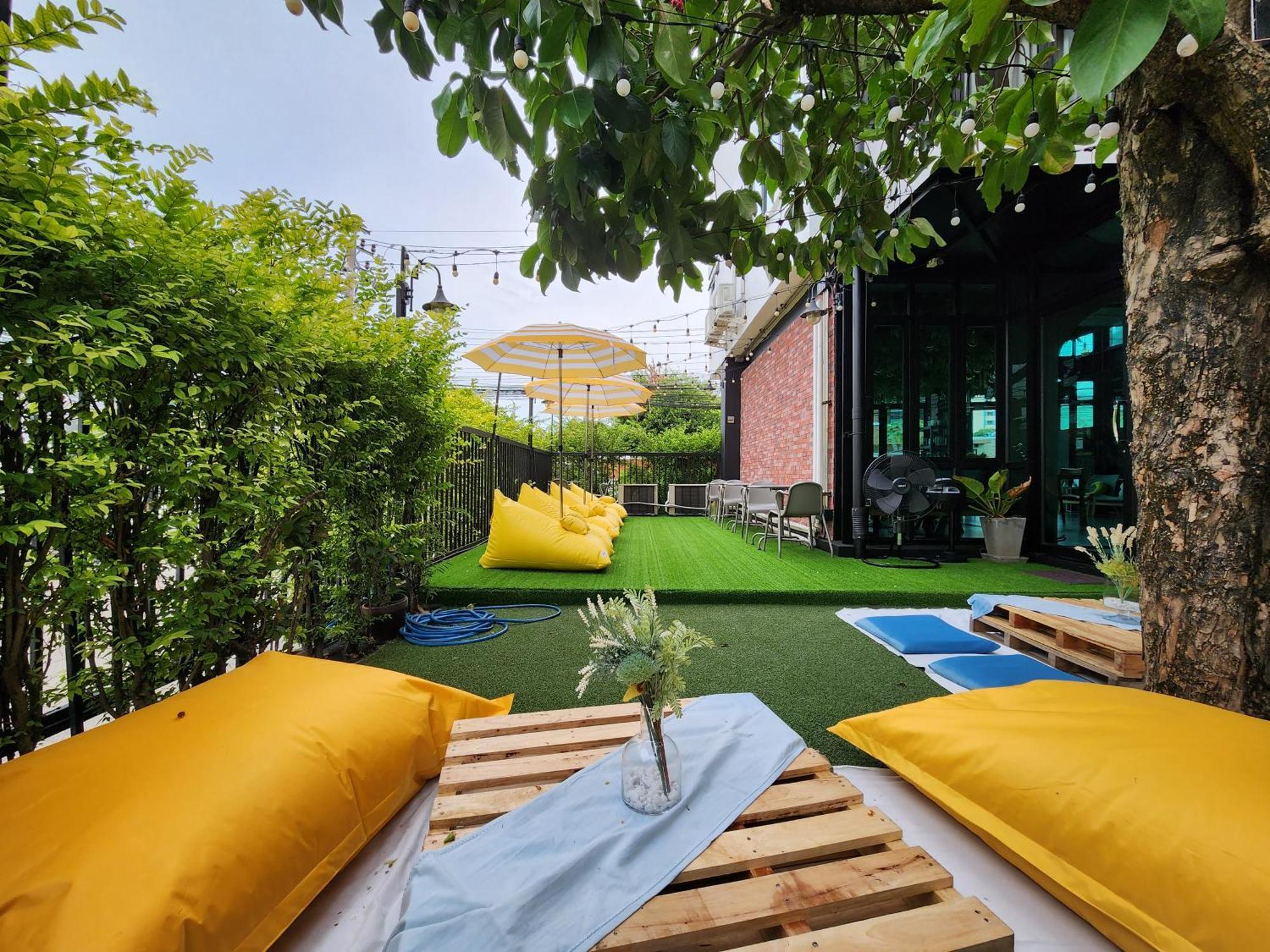 Wayha Hostel Don Mueang Airport Bangkok Dış mekan fotoğraf